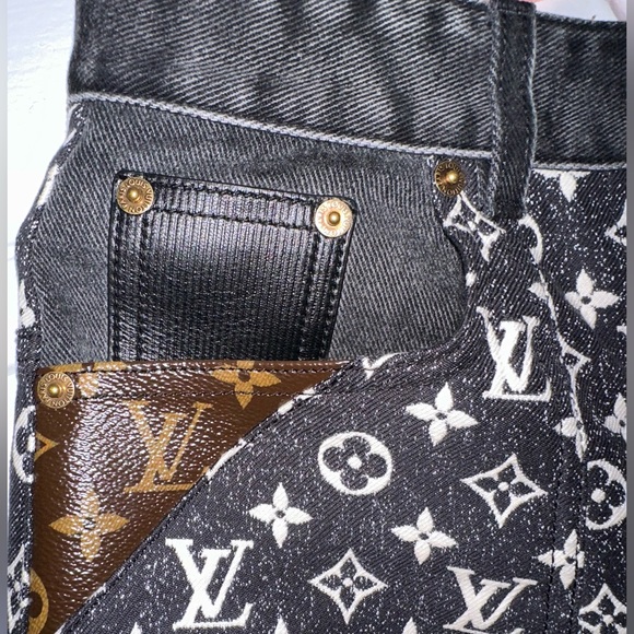 LOUIS VUITTON Monogram Denim Mom Jeans SIZE 36 european (4 US or Small) - Picture 4 of 16